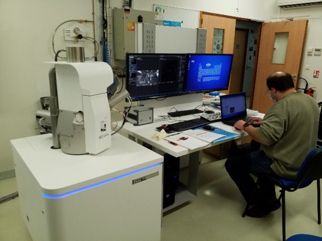 Microscope Electronique à Balayage de haute résolution (MEB) JSM